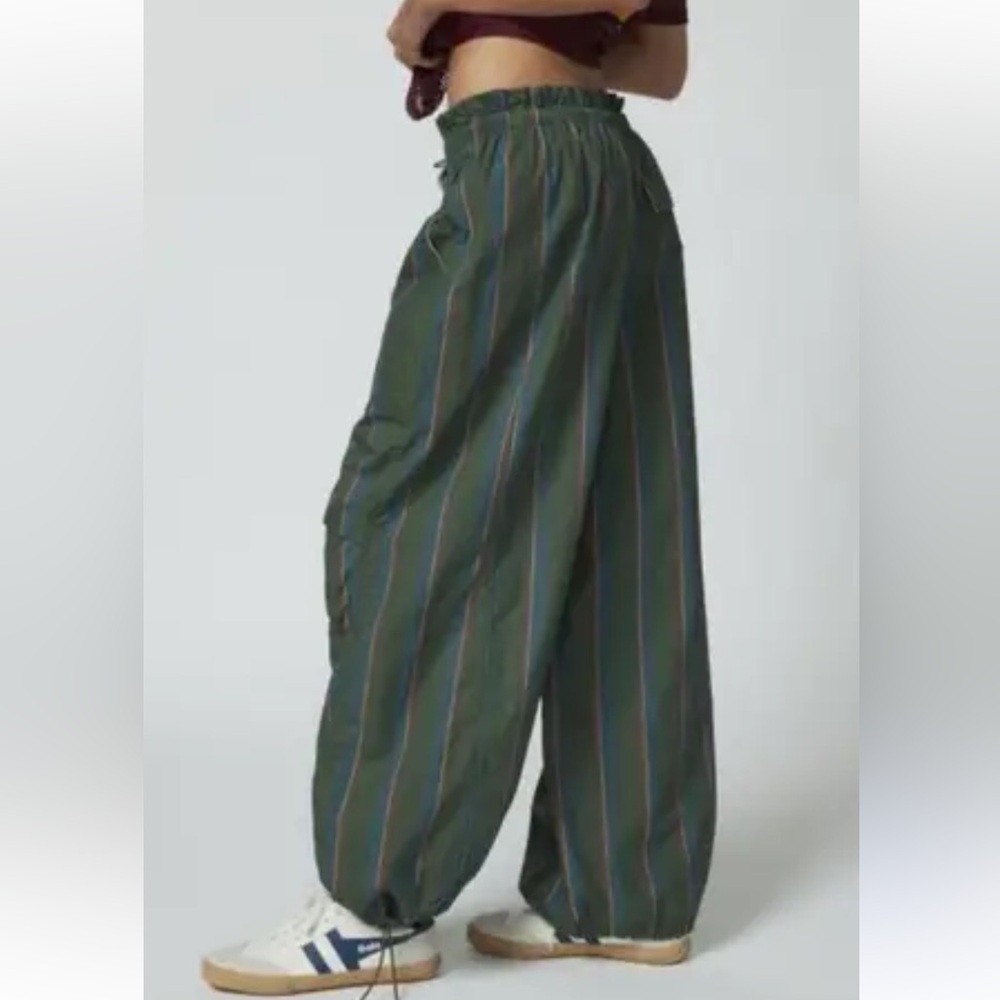 Urban Outfitters Sloan Poplin Striped Balloon Pant Women’s Size XS